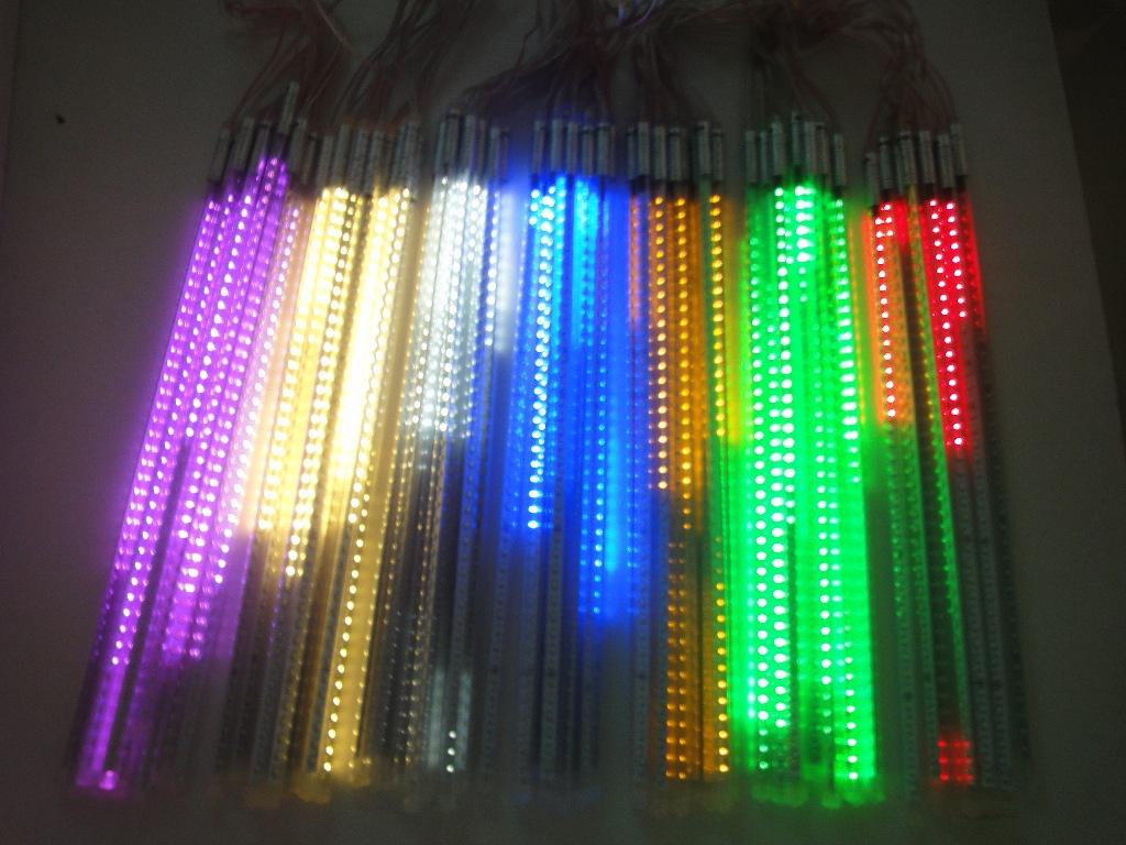 12燈流水燈IC芯片 12燈流水燈IC芯片